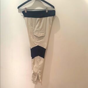 Anatomie Black Jogger Pants. Size L. The matching Jacket also listed!